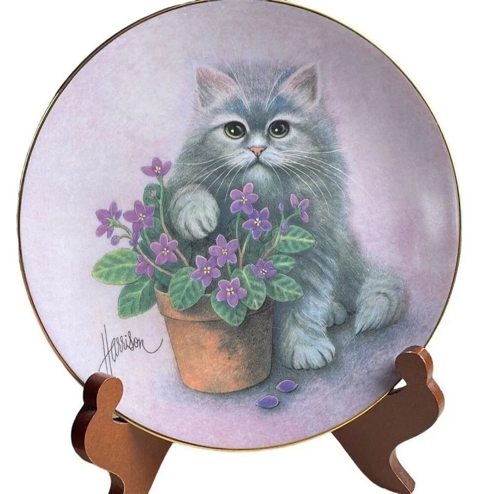 Bob Harrison Curiouss Kittens plate collection 1991. Plate 2980 A